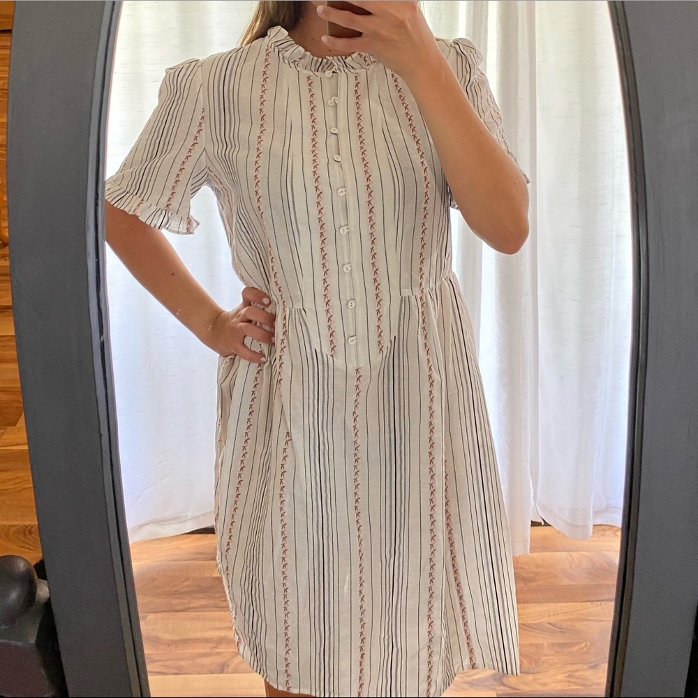 Chic White and Red Striped Midi Dress